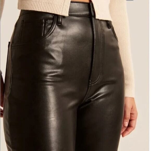ABERCROMBIE & FITCH Ankle Straight Ultra High Rise Vegan Leather Pant 33 SHORT - Picture 2 of 7